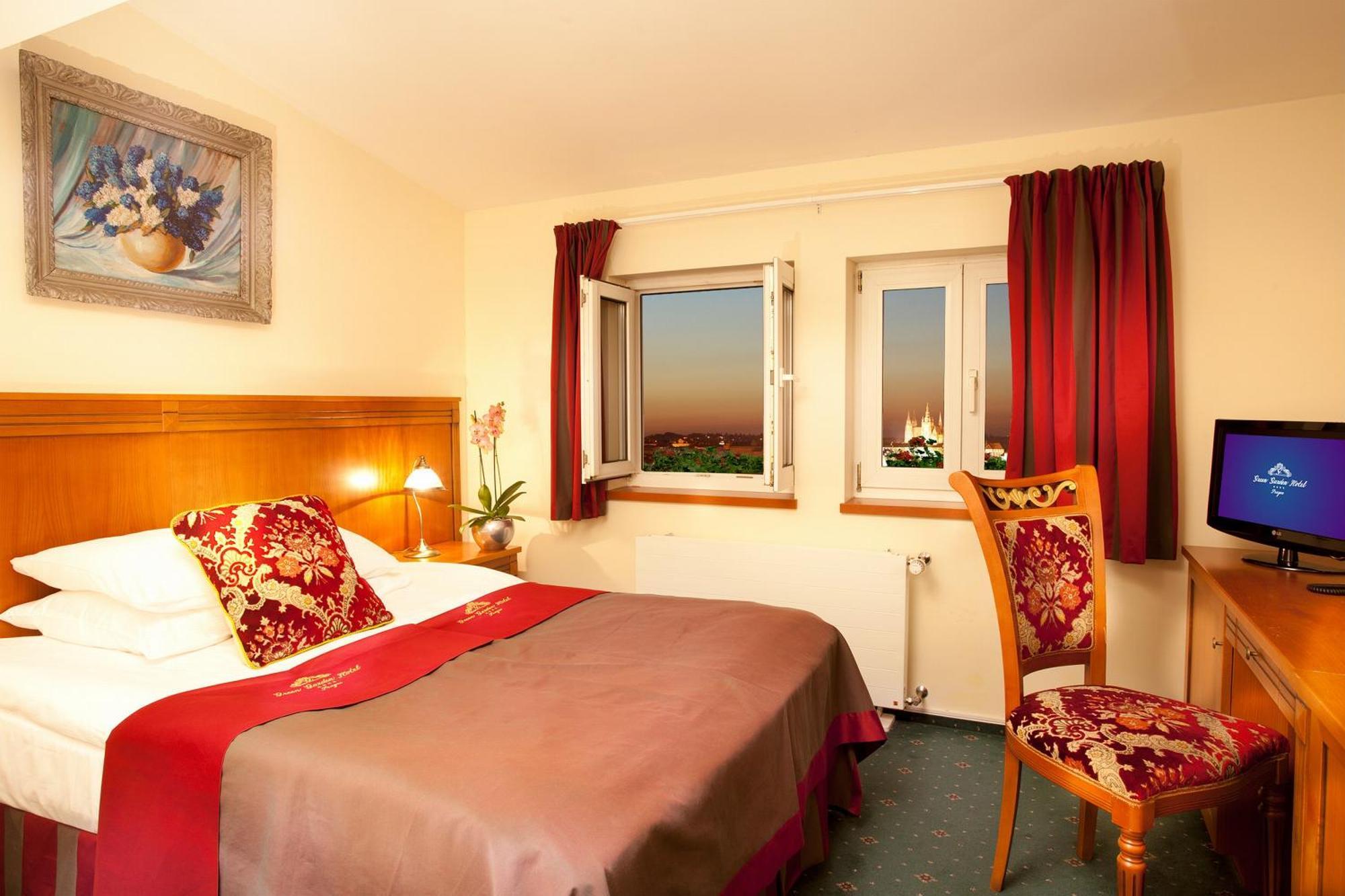 Green Garden Hotel Прага Екстер'єр фото