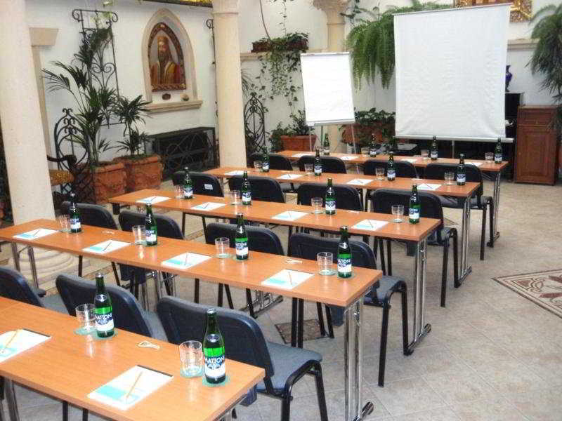 Green Garden Hotel Прага Екстер'єр фото